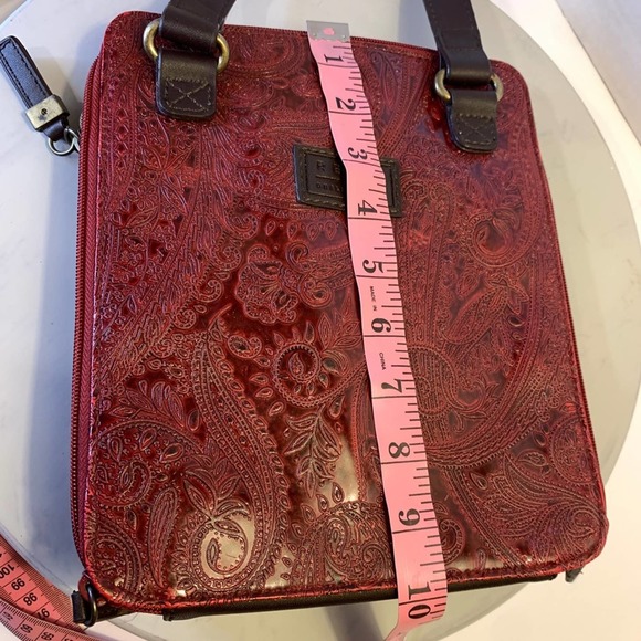 Relic crossbody bag - Picture 11 of 15